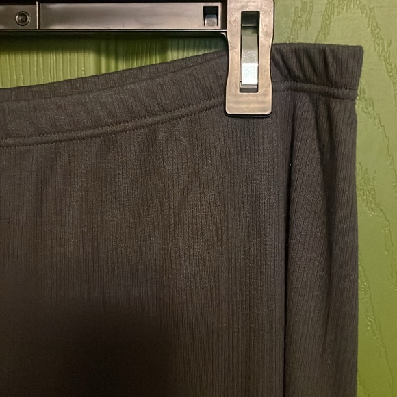 Men’s Dark Grey Heat Keep Lounge Pants - Picture 2 of 5